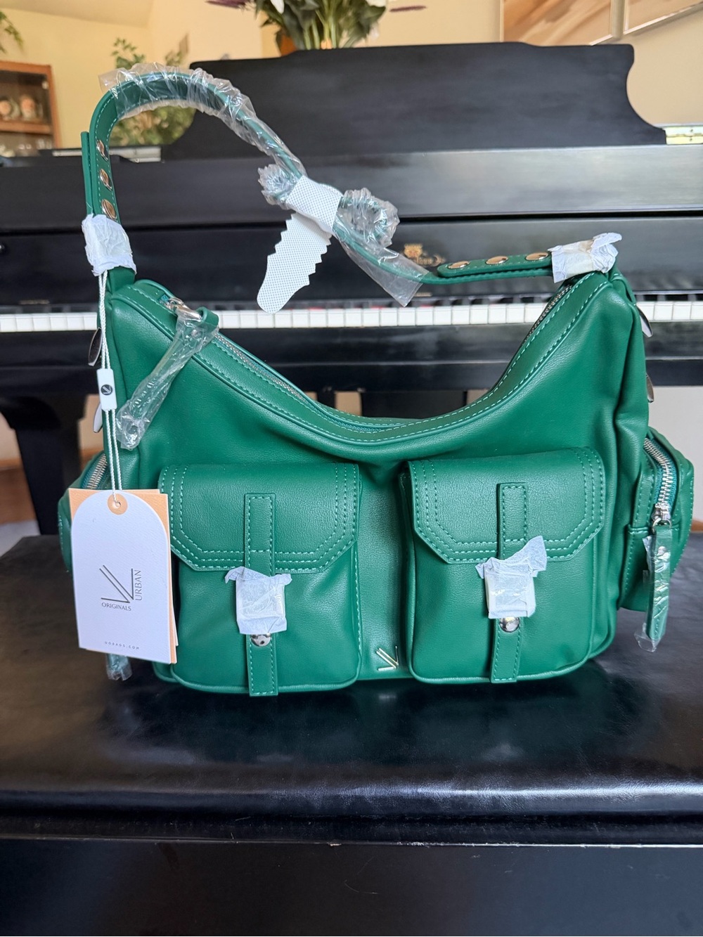 Urban Originals Green Dual Pocket Shoulder Bag